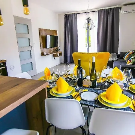 16428a Apartamento Nin